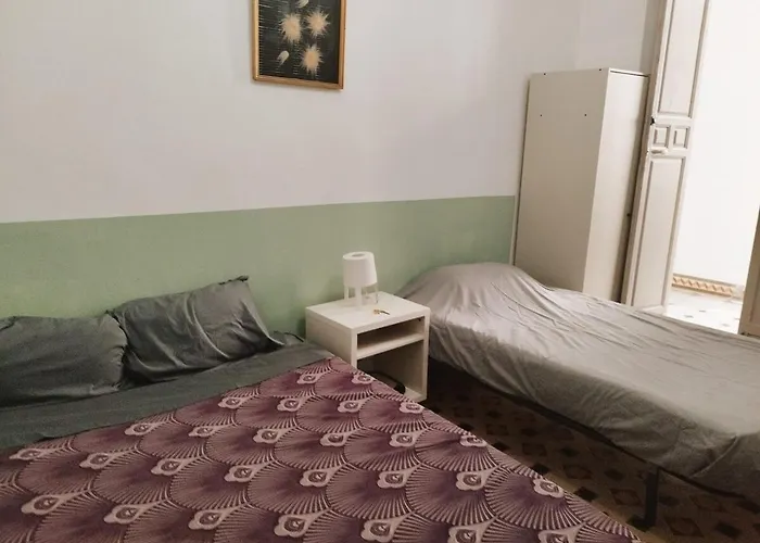 Piso Amplio Carreteria * Málaga